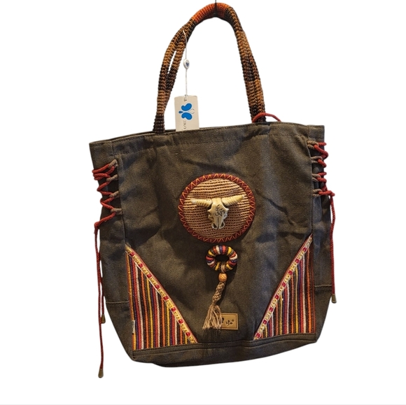 XIU Southwestern Style Skull Tote Bag with Multi Color Design NEW! - Picture 1 of 9
